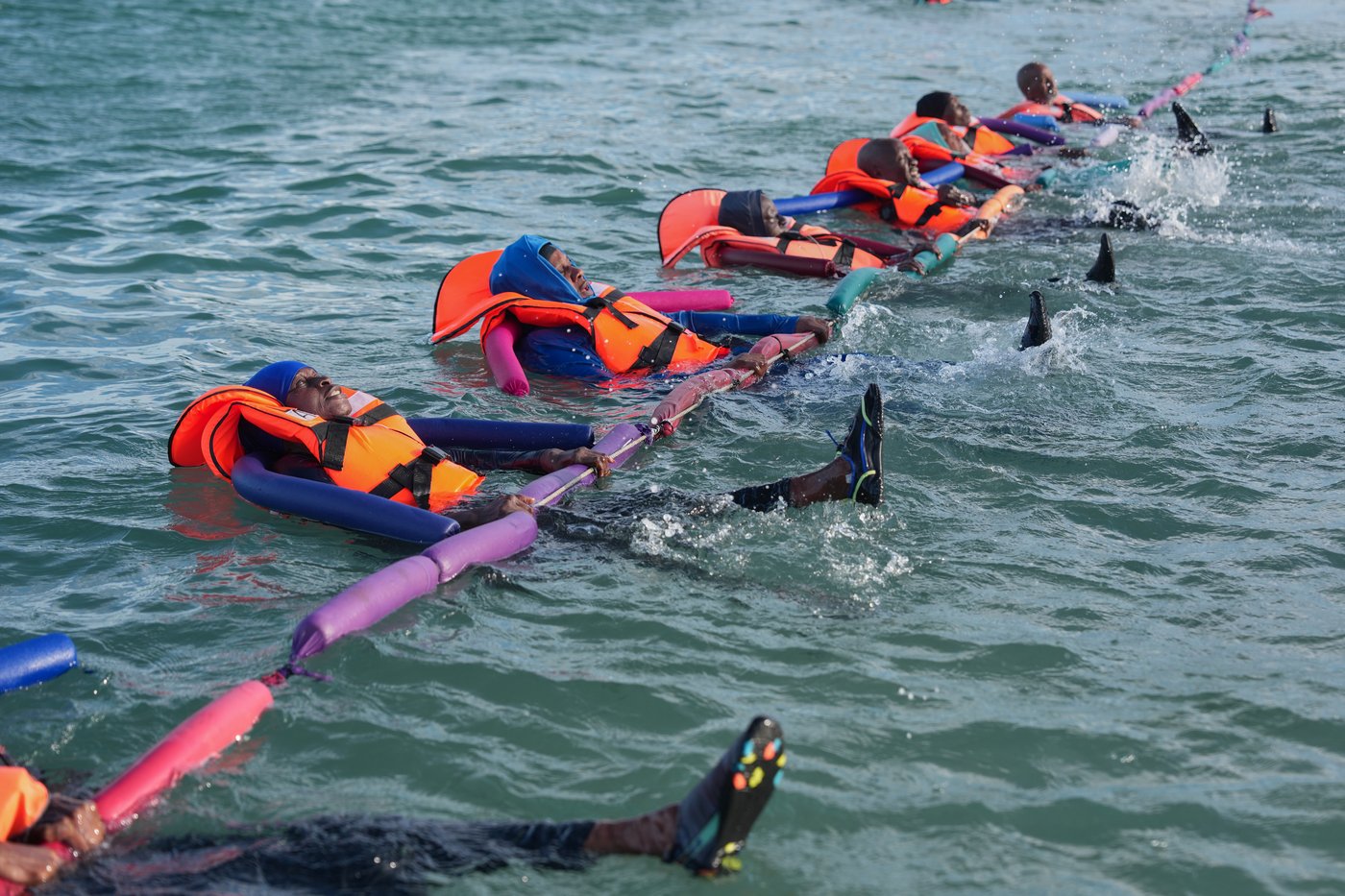Senegal's aquagym classes offer hope and healing for people with reduced mobility | iNFOnews.ca