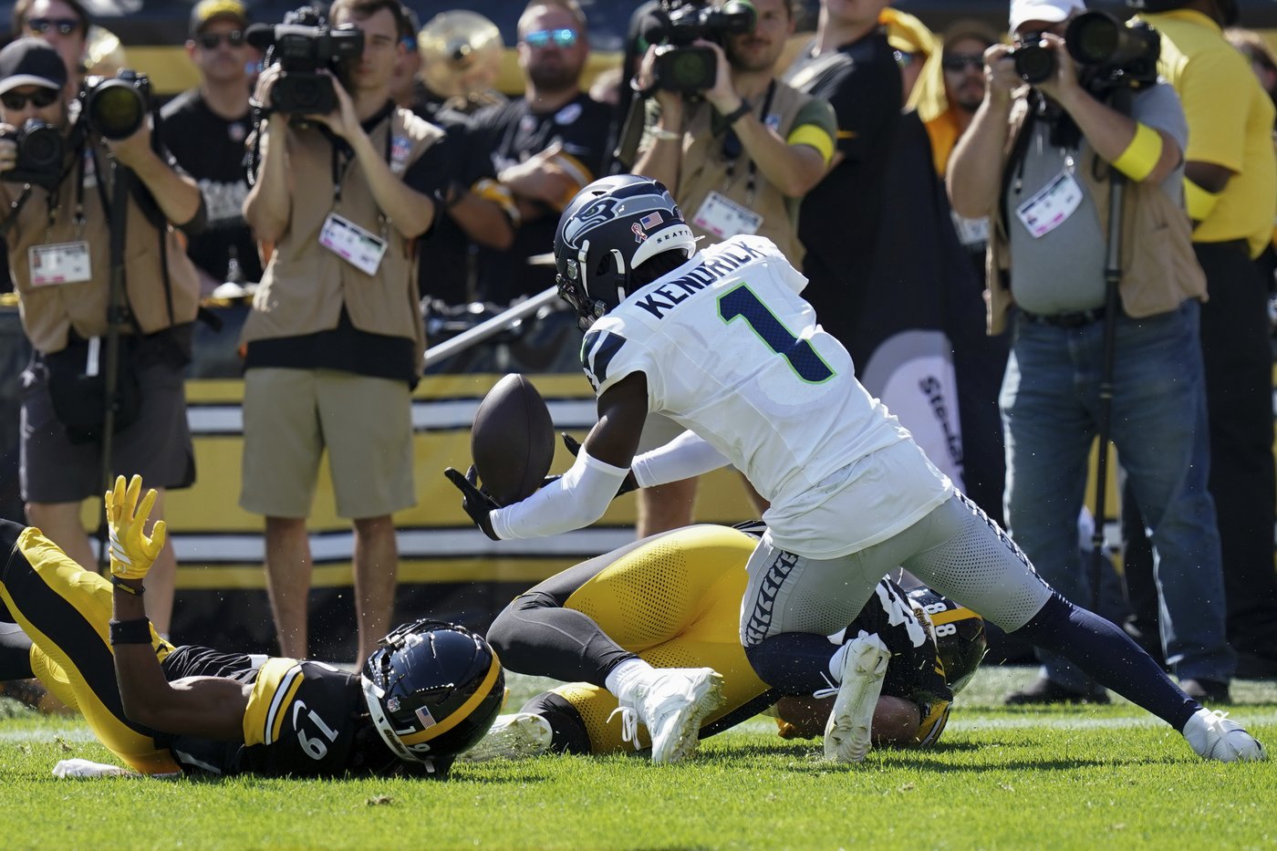 Rattler and Saints to face strong Seahawks secondary as he seeks his 1st win as a starting QB | iNFOnews.ca Rattler and Saints to face strong Seahawks secondary as he seeks his 1st win as a starting QB | iNFOnews.ca