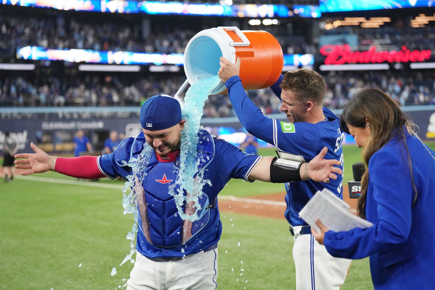 Photo Gallery: Blue Jays dump Yankees 10-1 in series opener | iNFOnews.ca