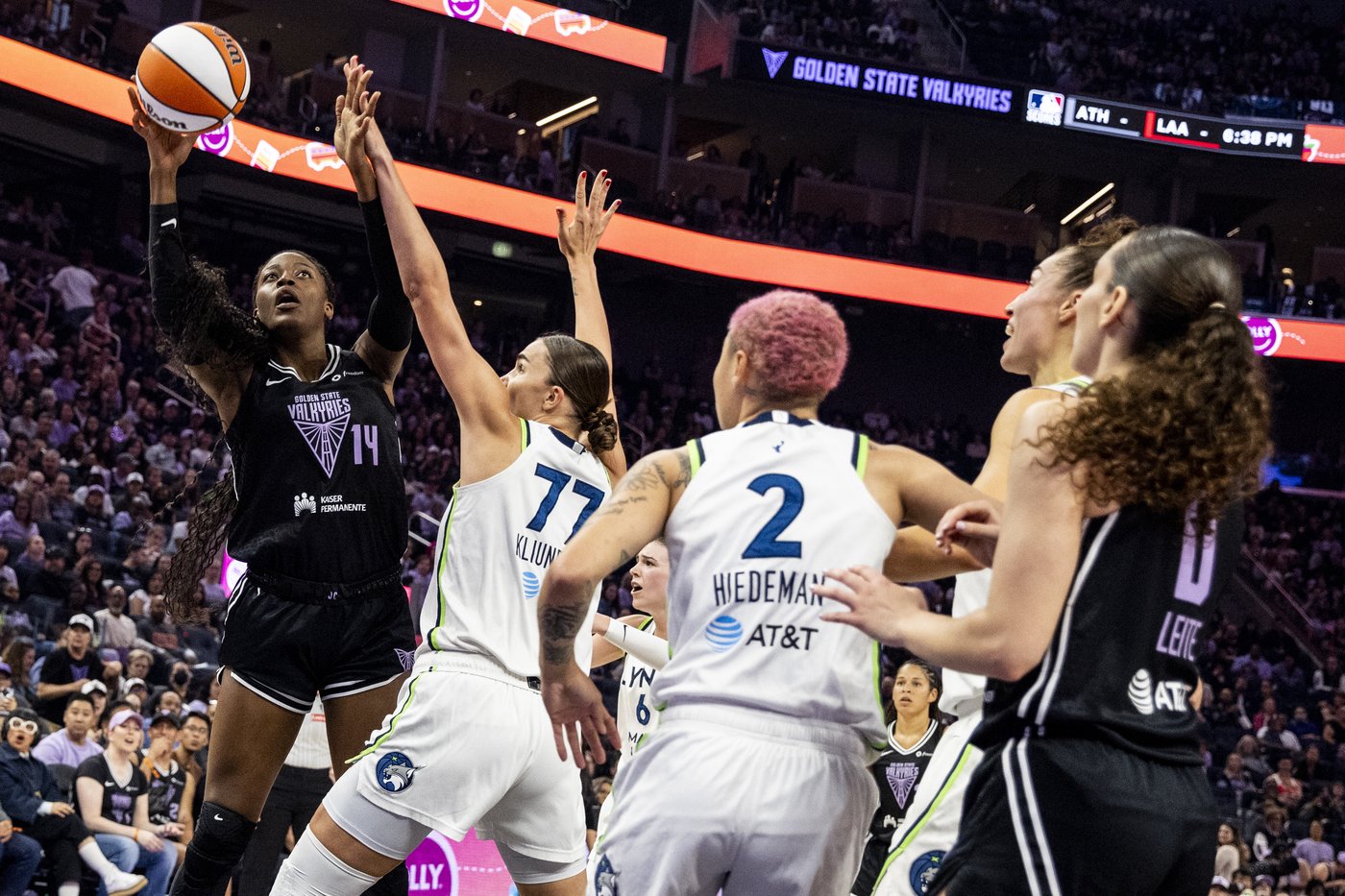 Hiedeman scores 24, Collier 20 as Lynx hold off Valkyries 78-72 | iNFOnews.ca Hiedeman scores 24, Collier 20 as Lynx hold off Valkyries 78-72 | iNFOnews.ca