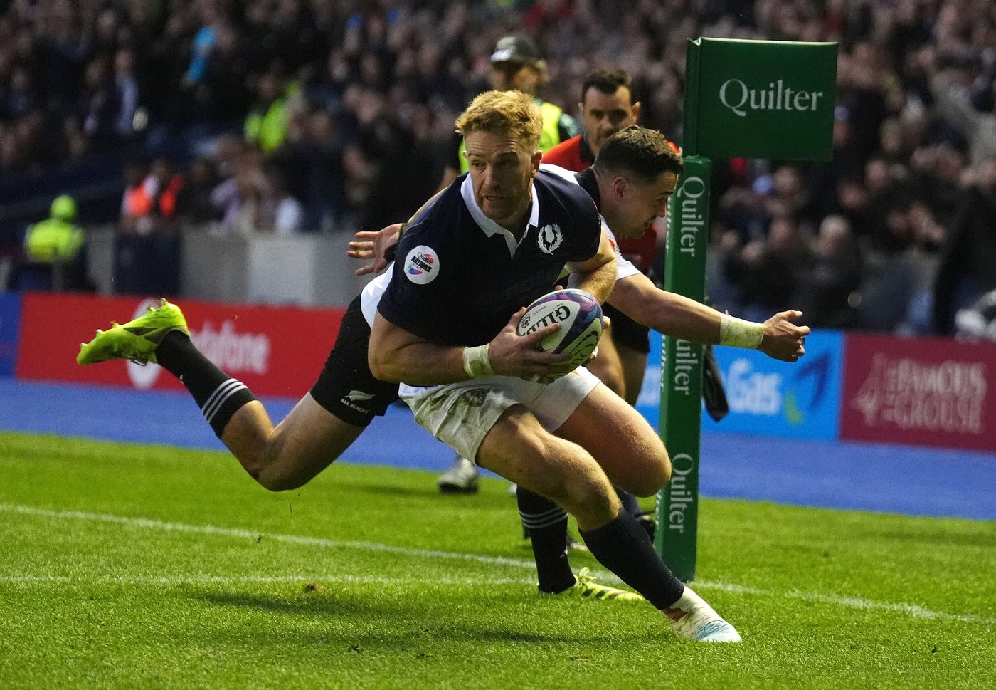 All Blacks overcome three yellow cards to stay unbeaten against Scotland | iNFOnews.ca All Blacks overcome three yellow cards to stay unbeaten against Scotland | iNFOnews.ca