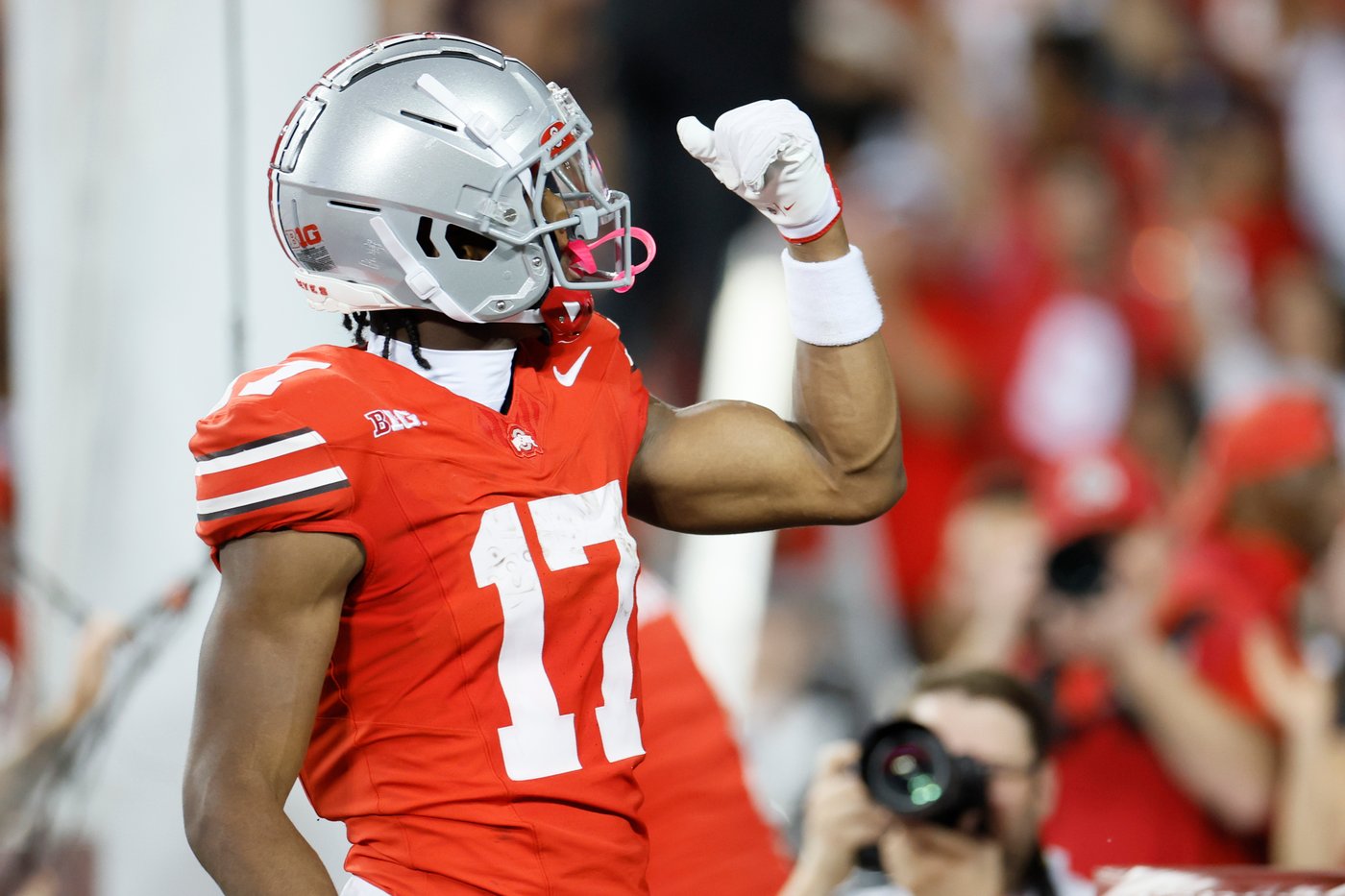 Sayin, defense propel top-ranked Ohio State to 42-3 rout of Minnesota | iNFOnews.ca