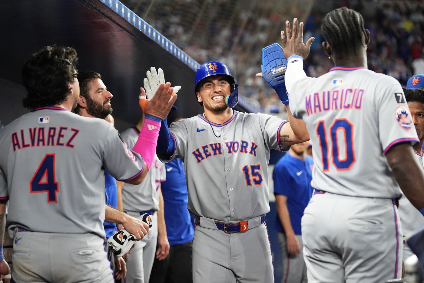 Reds and Mets chasing final National League playoff spot on last day of regular season | iNFOnews.ca