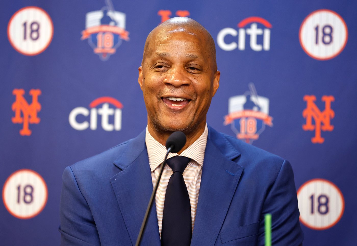 Former Mets star Darryl Strawberry thanks Trump for pardon during sermon at Tulsa church | iNFOnews.ca