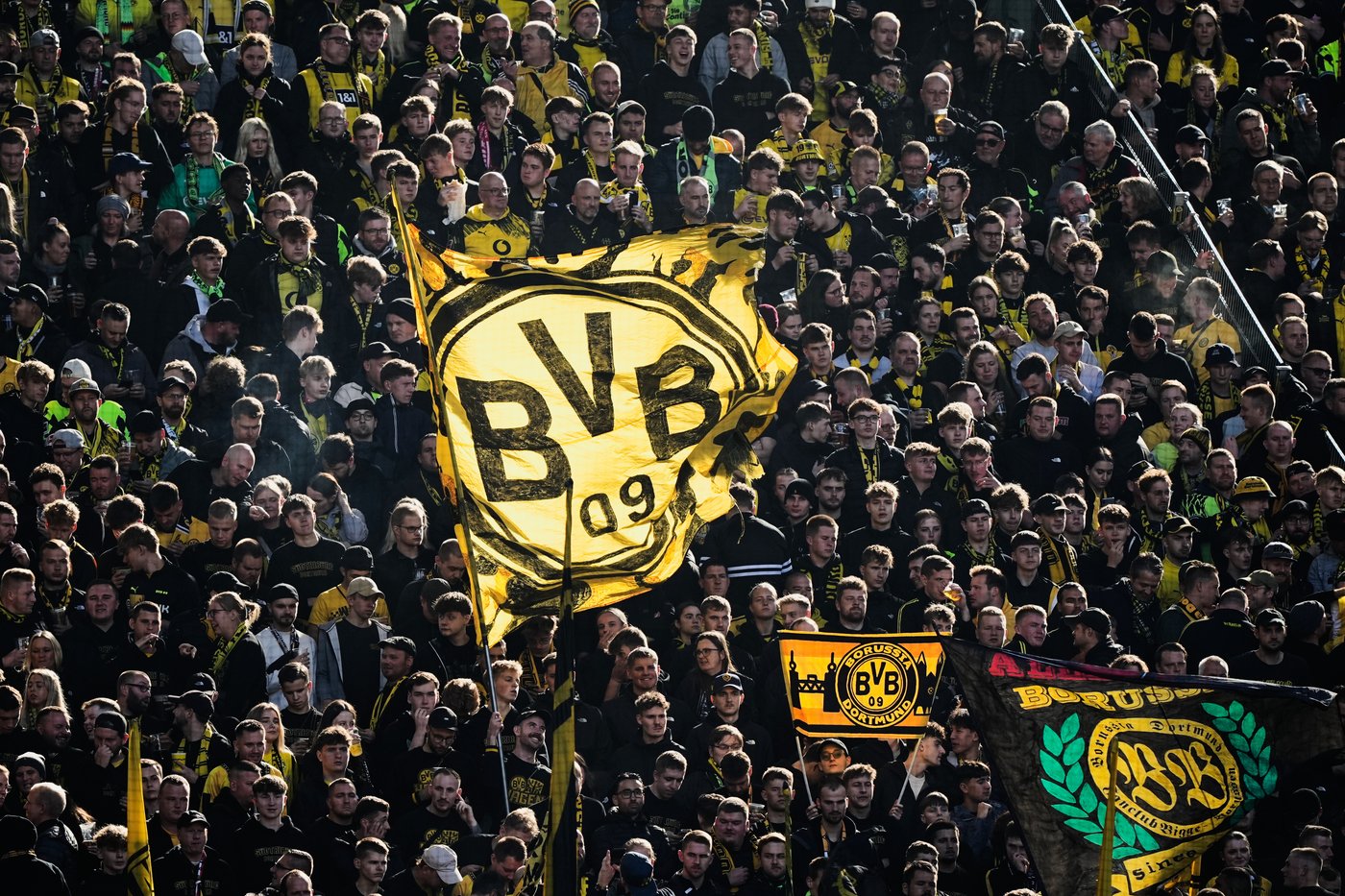 Dortmund visits Bayern for 'der Klassiker' and early Bundesliga title indicator | iNFOnews.ca Dortmund visits Bayern for 'der Klassiker' and early Bundesliga title indicator | iNFOnews.ca