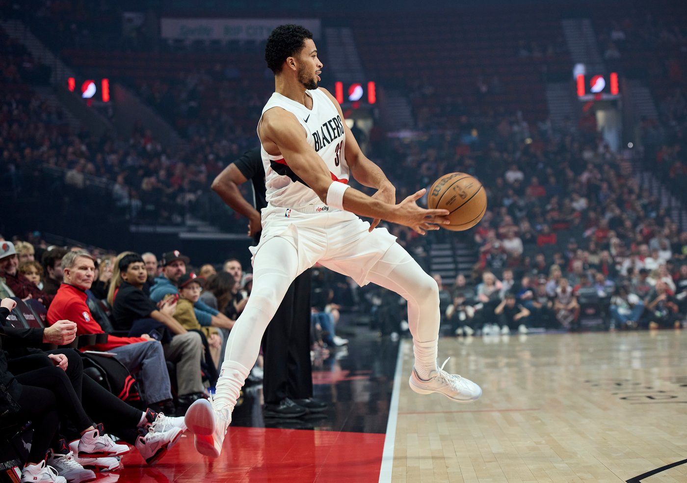 Trail Blazers ink extensions and set opening night lineup | iNFOnews.ca Trail Blazers ink extensions and set opening night lineup | iNFOnews.ca