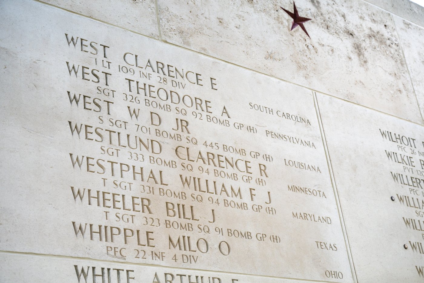 Project connects Americans to the Dutch people who honor their relatives at World War II cemetery | iNFOnews.ca Project connects Americans to the Dutch people who honor their relatives at World War II cemetery | iNFOnews.ca