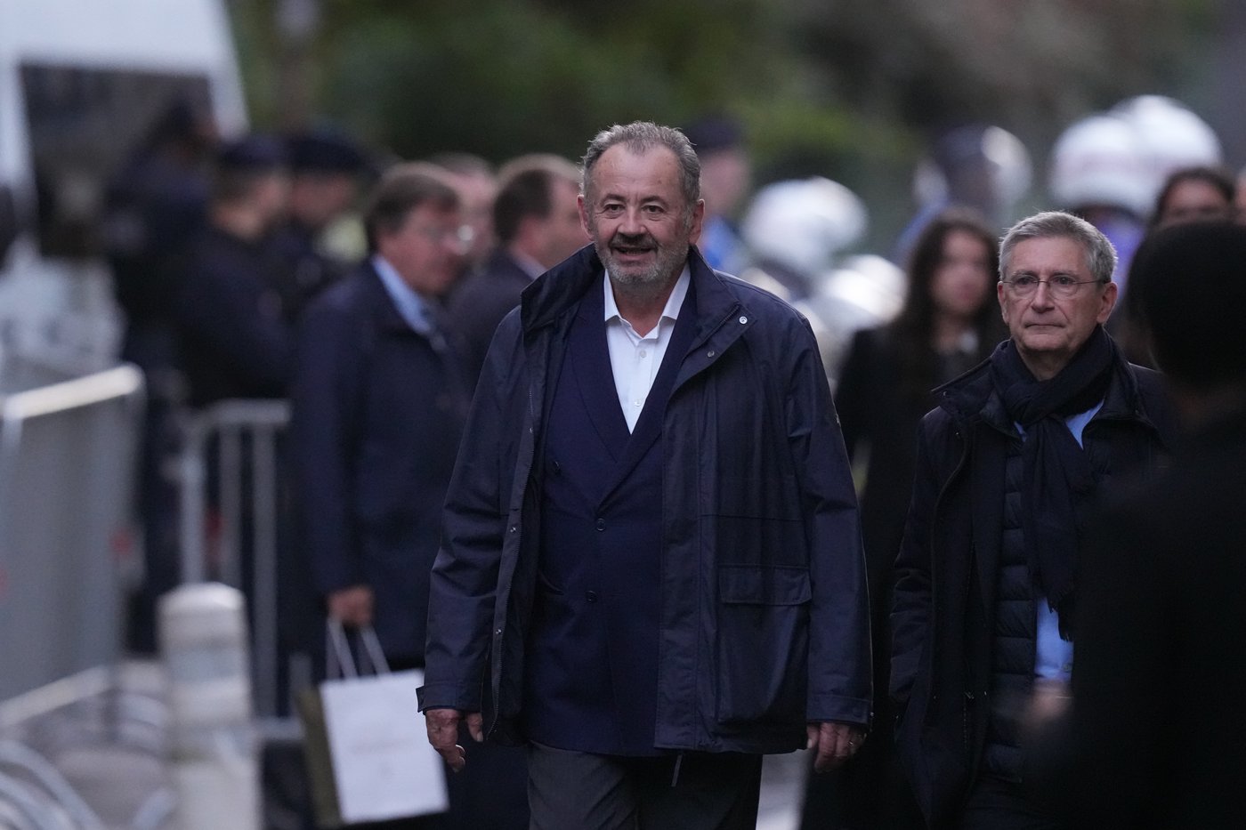 Nicolas Sarkozy going from France's presidential palace to a Paris prison | iNFOnews.ca