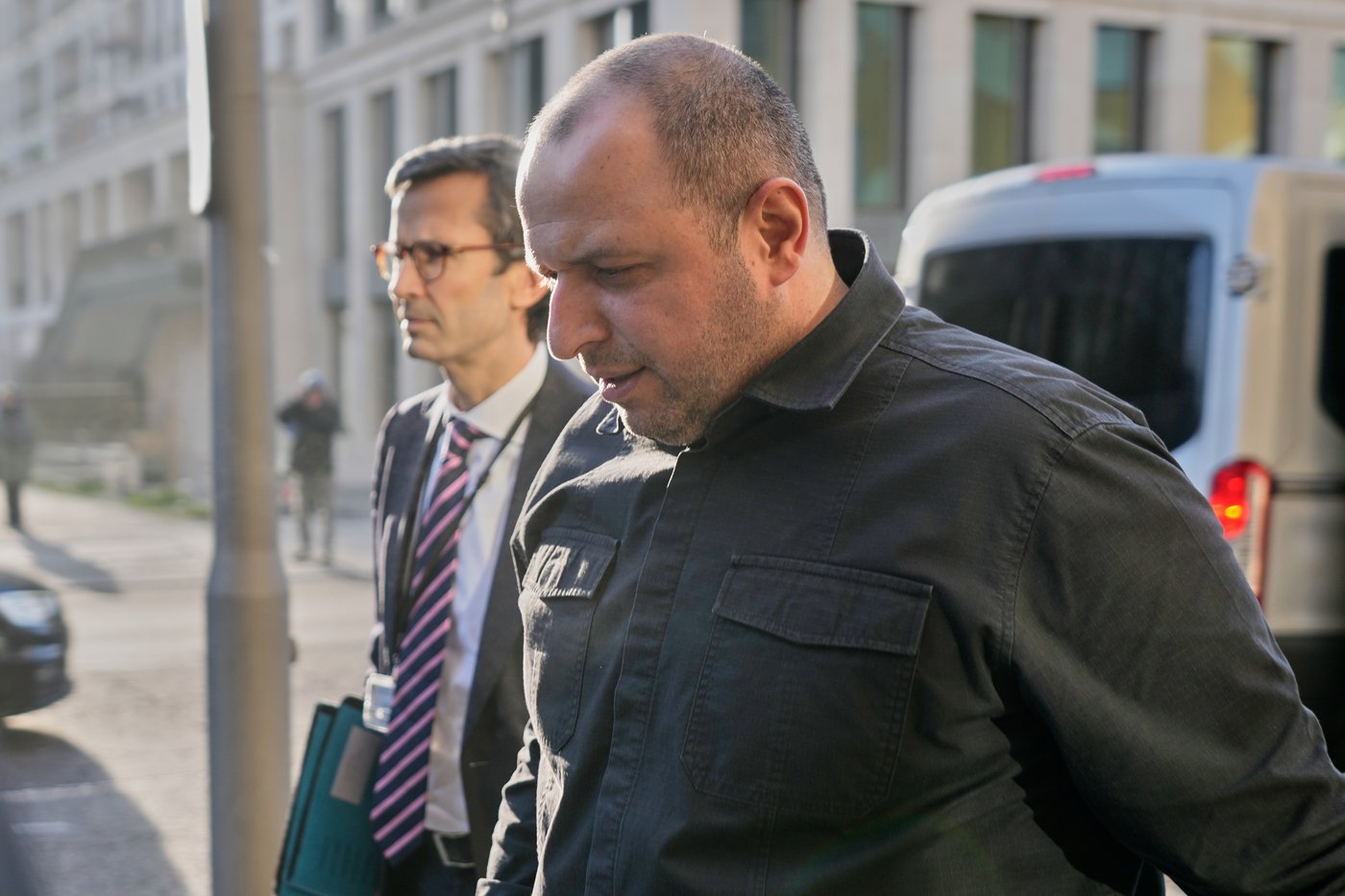 Zelenskyy offers to drop NATO bid for security guarantees but rejects US push to cede territory | iNFOnews.ca Zelenskyy offers to drop NATO bid for security guarantees but rejects US push to cede territory | iNFOnews.ca