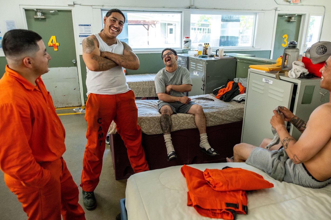 PHOTO ESSAY: Young California inmates learn skills to fight wildfires | iNFOnews.ca