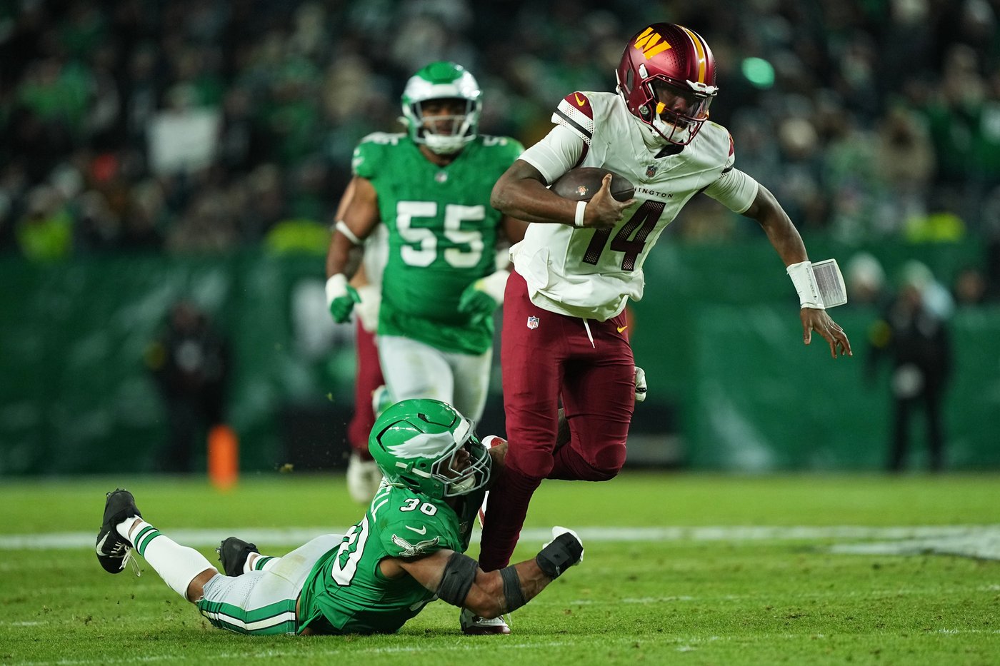 Eagles’ backup plan backfires with 24-17 loss to Commanders that costs them shot at NFC's No. 2 seed | iNFOnews.ca Eagles’ backup plan backfires with 24-17 loss to Commanders that costs them shot at NFC's No. 2 seed | iNFOnews.ca