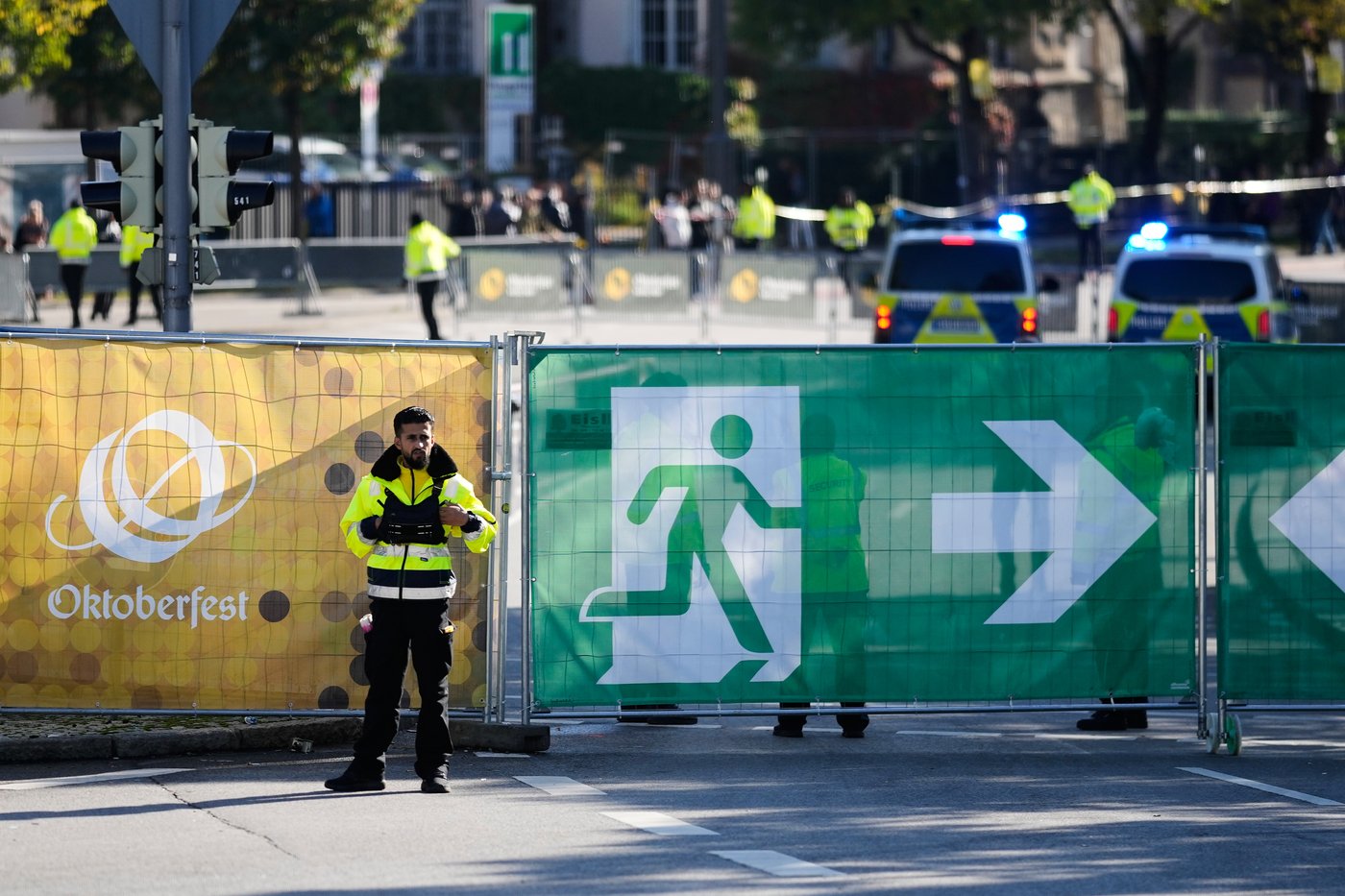 Police say security sweep ends and Oktoberfest is reopening after bomb threat | iNFOnews.ca