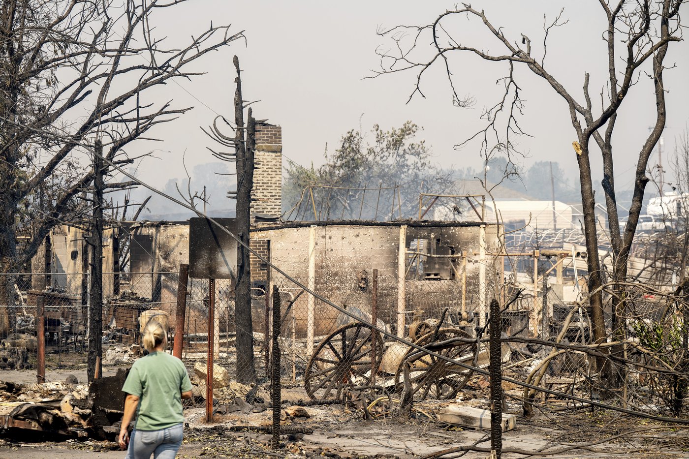 Wildfire devastates historic California gold mining town, homes burn in blaze caused by lightning | iNFOnews.ca Wildfire devastates historic California gold mining town, homes burn in blaze caused by lightning | iNFOnews.ca