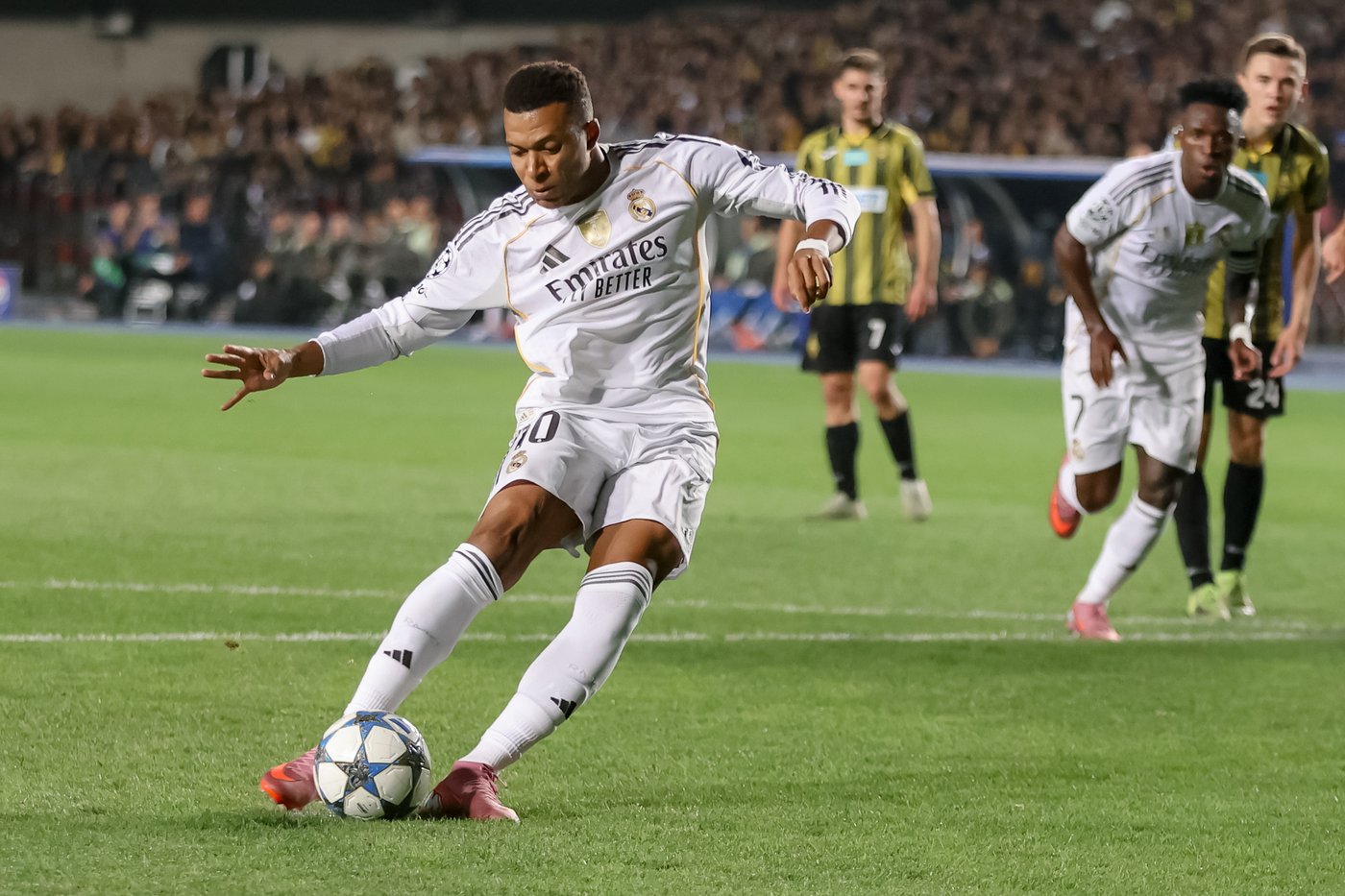 Mbappé and Kane star as Real Madrid and Bayern Munich earn big wins in Champions League | iNFOnews.ca