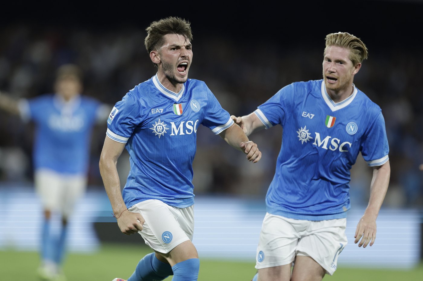 Napoli returns to the top of Serie A with win over Pisa | iNFOnews.ca