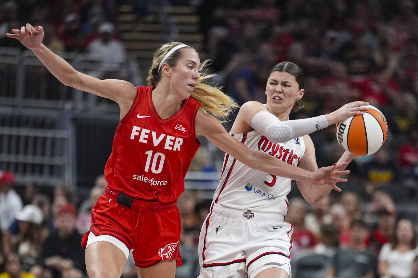 Sonia Citron's 21 points and Kiki Iriafen's double-double lead the Mystics past the Fever 88-84 | iNFOnews.ca