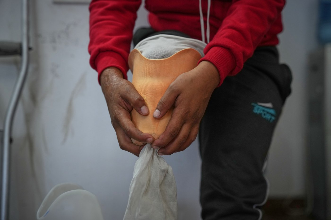 Photos of amputees in Gaza, struggling to survive after losing limbs to Israeli airstrikes | iNFOnews.ca