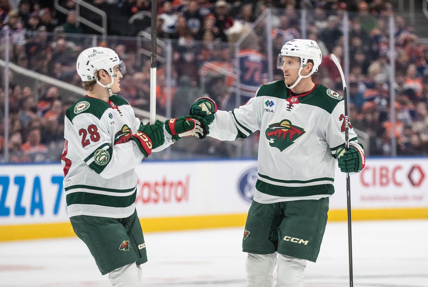 Wallstedt earns fourth shutout of the season as Wild blank Oilers 1-0 | iNFOnews.ca