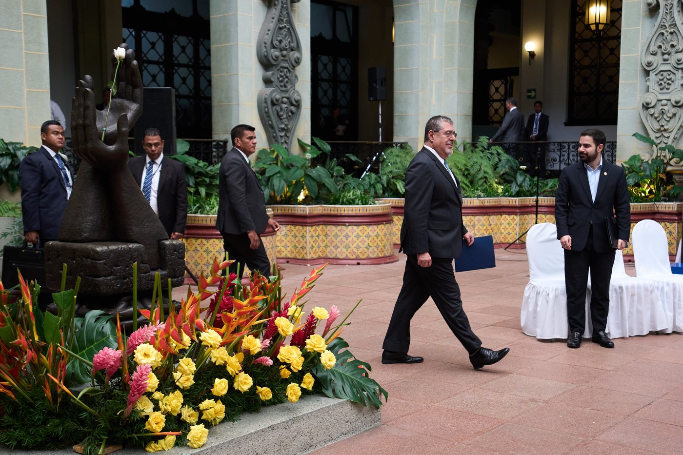 Guatemala passes anti-gang law, declares gangs terrorist groups | iNFOnews.ca