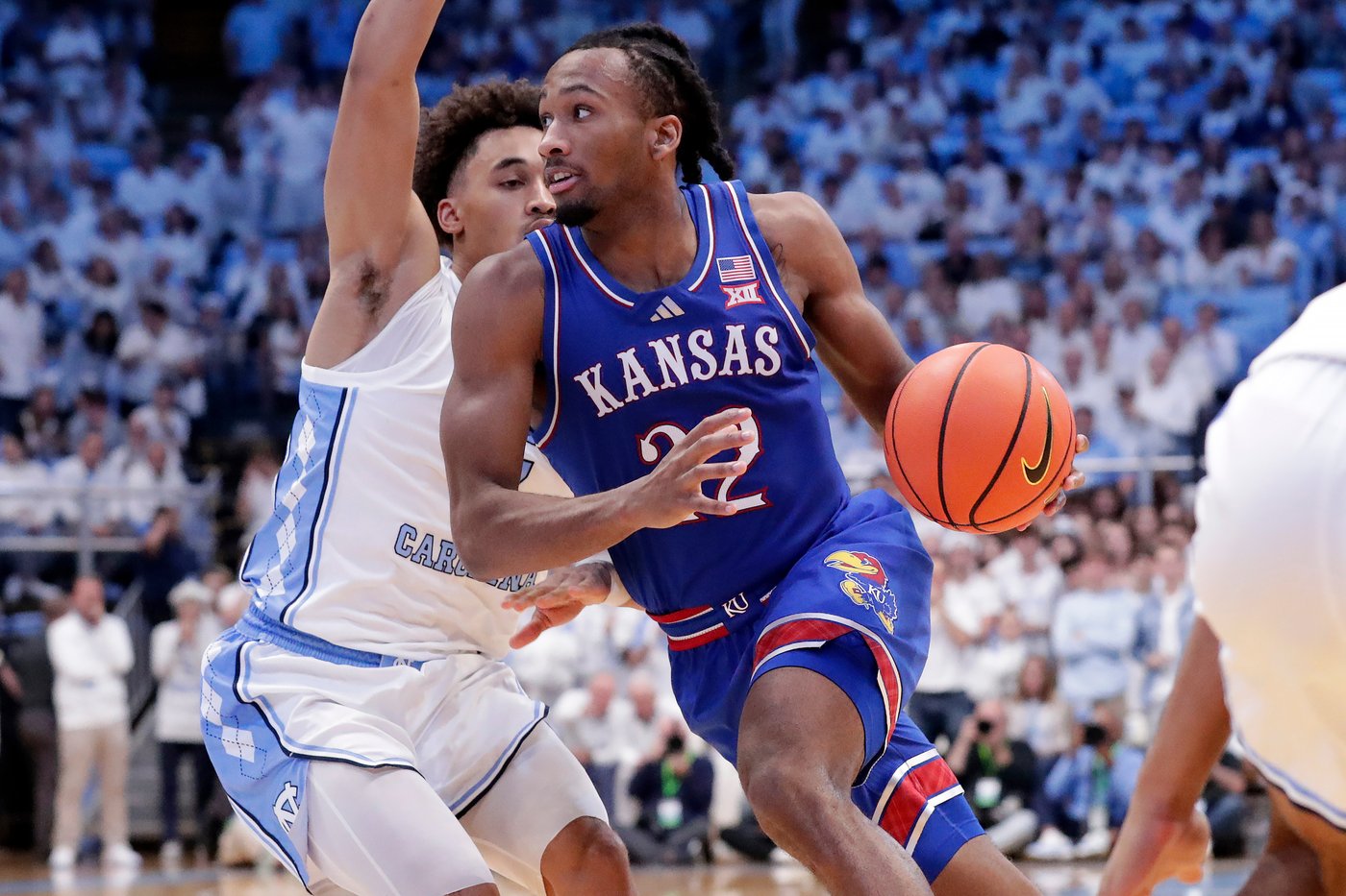 No. 25 UNC was down at half to No. 19 Kansas. A dominant 2nd half changed everything | iNFOnews.ca No. 25 UNC was down at half to No. 19 Kansas. A dominant 2nd half changed everything | iNFOnews.ca
