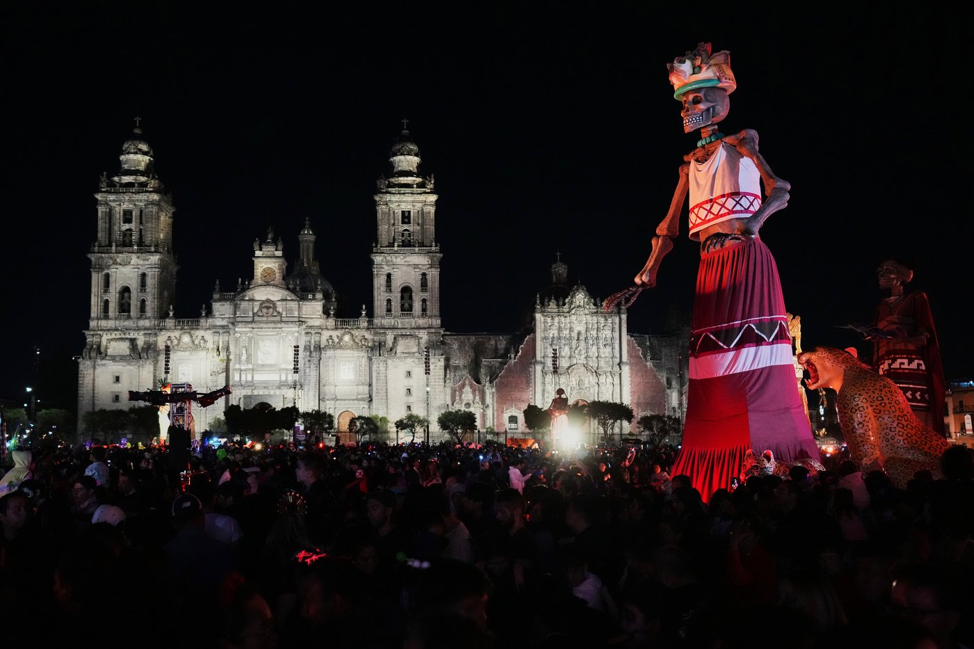 From Mexico to Germany, photos capture the Day of the Dead celebrations | iNFOnews.ca