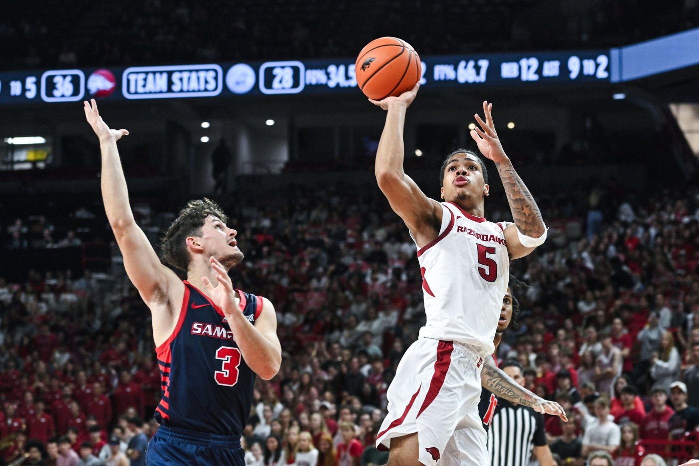 No. 21 Arkansas holds off Samford 79-75 behind freshman guards | iNFOnews.ca No. 21 Arkansas holds off Samford 79-75 behind freshman guards | iNFOnews.ca