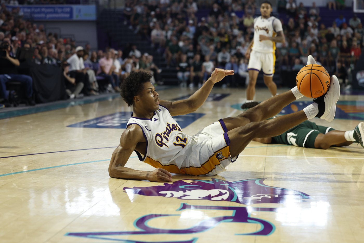 No. 11 Michigan State beats East Carolina 89-56 in Fort Myers Tip-Off | iNFOnews.ca