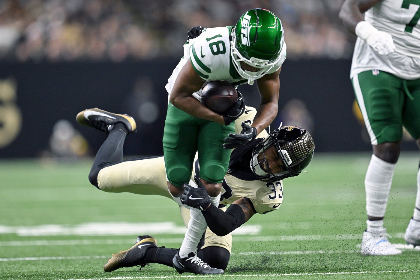Jets' Breece Hall questionable for season finale against Bills, Isaiah Williams voted team MVP | iNFOnews.ca
