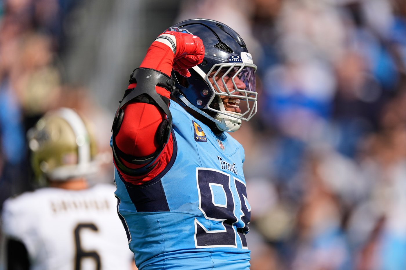 Titans QB Cam Ward relieved about shoulder injury as team starts coaching search | iNFOnews.ca