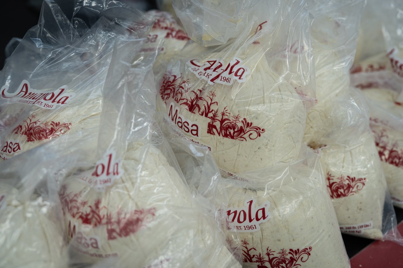 Families wait in line for hours to buy masa for Christmas tamales at beloved LA grocer | iNFOnews.ca