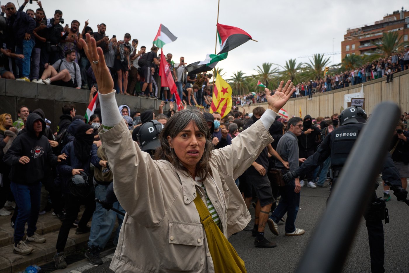 Israeli navy intercepts boats attempting to break Gaza blockade and arrests activists | iNFOnews.ca