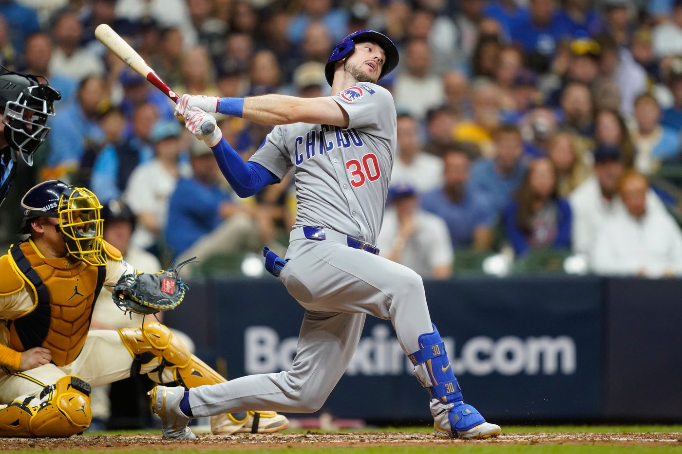 Cubs head back home on the brink of elimination after losing 2 straight in Milwaukee | iNFOnews.ca