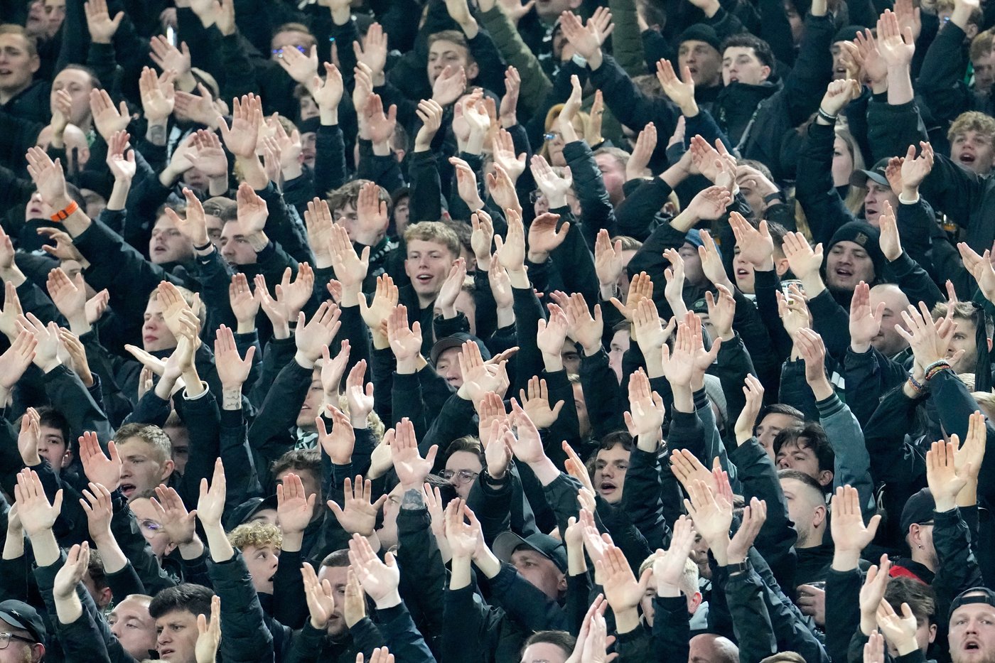 Dortmund up to second in Bundesliga after comfortable win over Monchengladbach | iNFOnews.ca