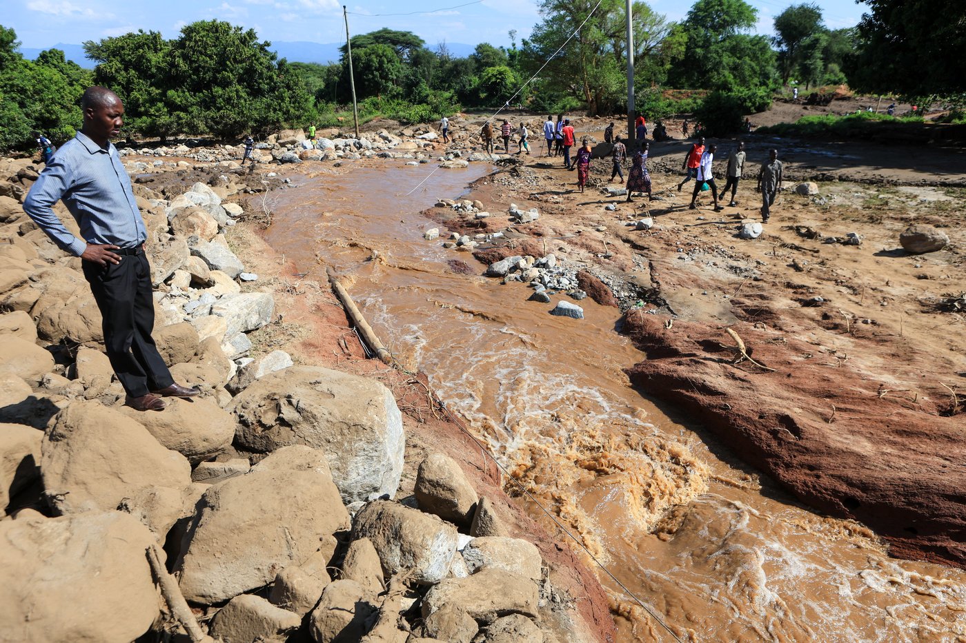 Kenyan landslide death toll rises to 26 as flash floods hamper search for survivors | iNFOnews.ca Kenyan landslide death toll rises to 26 as flash floods hamper search for survivors | iNFOnews.ca