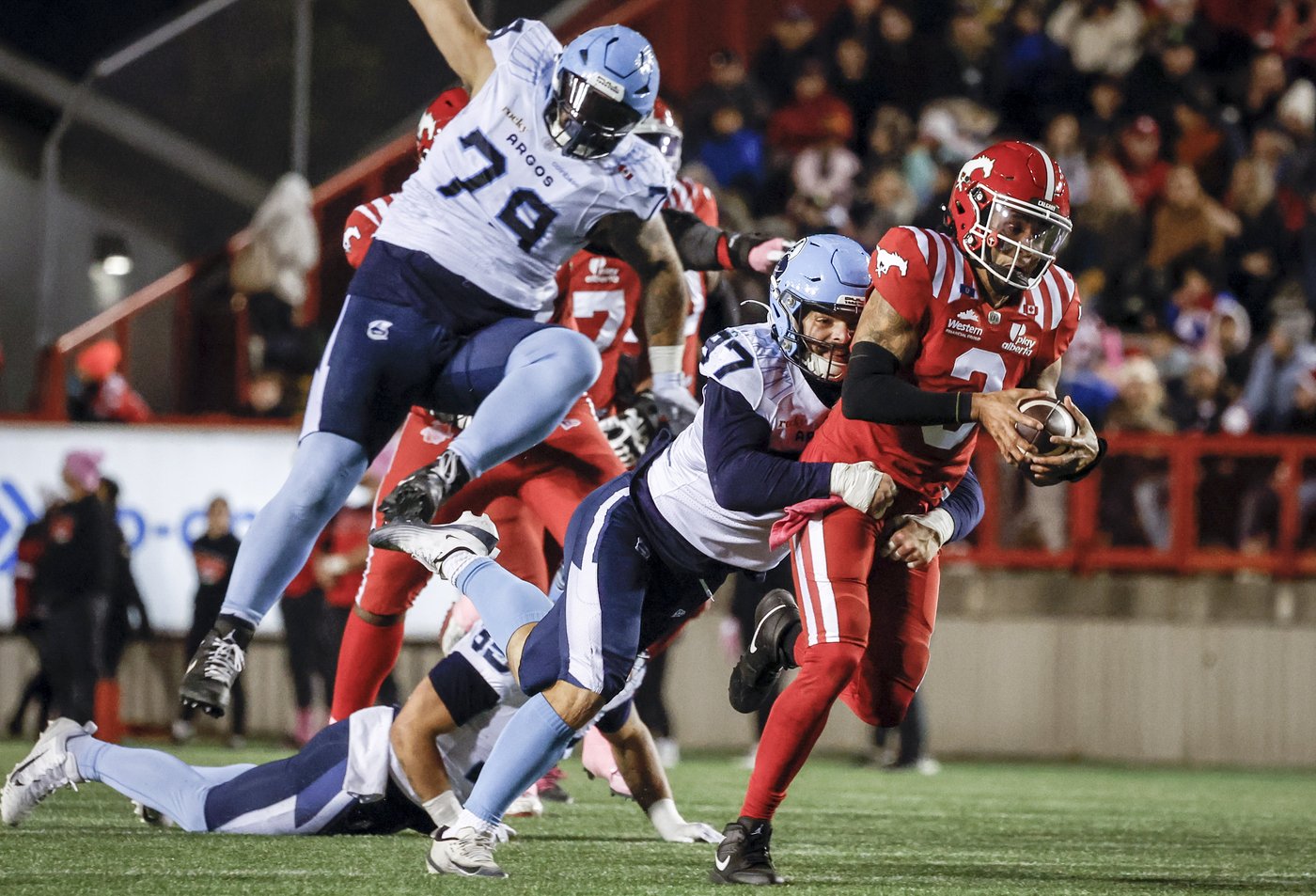Dedrick Mills rushes for 115 yards, Stampeders trample Argonauts 44-13 | iNFOnews.ca Dedrick Mills rushes for 115 yards, Stampeders trample Argonauts 44-13 | iNFOnews.ca