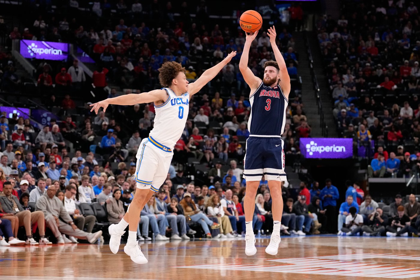Dell'Orso scores 20 off the bench as No. 5 Arizona beats No. 15 UCLA 69-65 in Hall of Fame Series | iNFOnews.ca Dell'Orso scores 20 off the bench as No. 5 Arizona beats No. 15 UCLA 69-65 in Hall of Fame Series | iNFOnews.ca