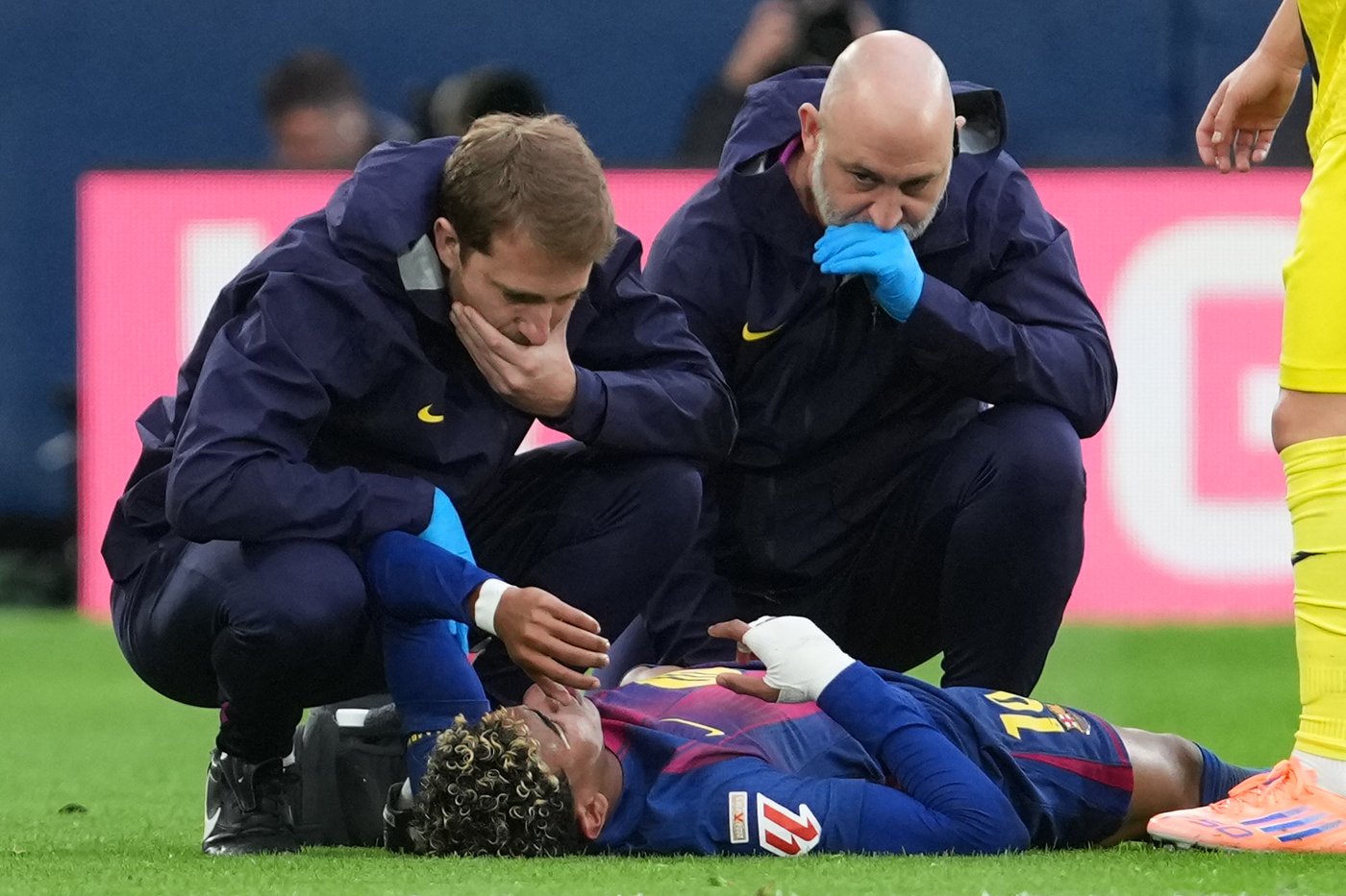 Raphinha and Yamal score as Spanish leader Barcelona beats Villarreal | iNFOnews.ca