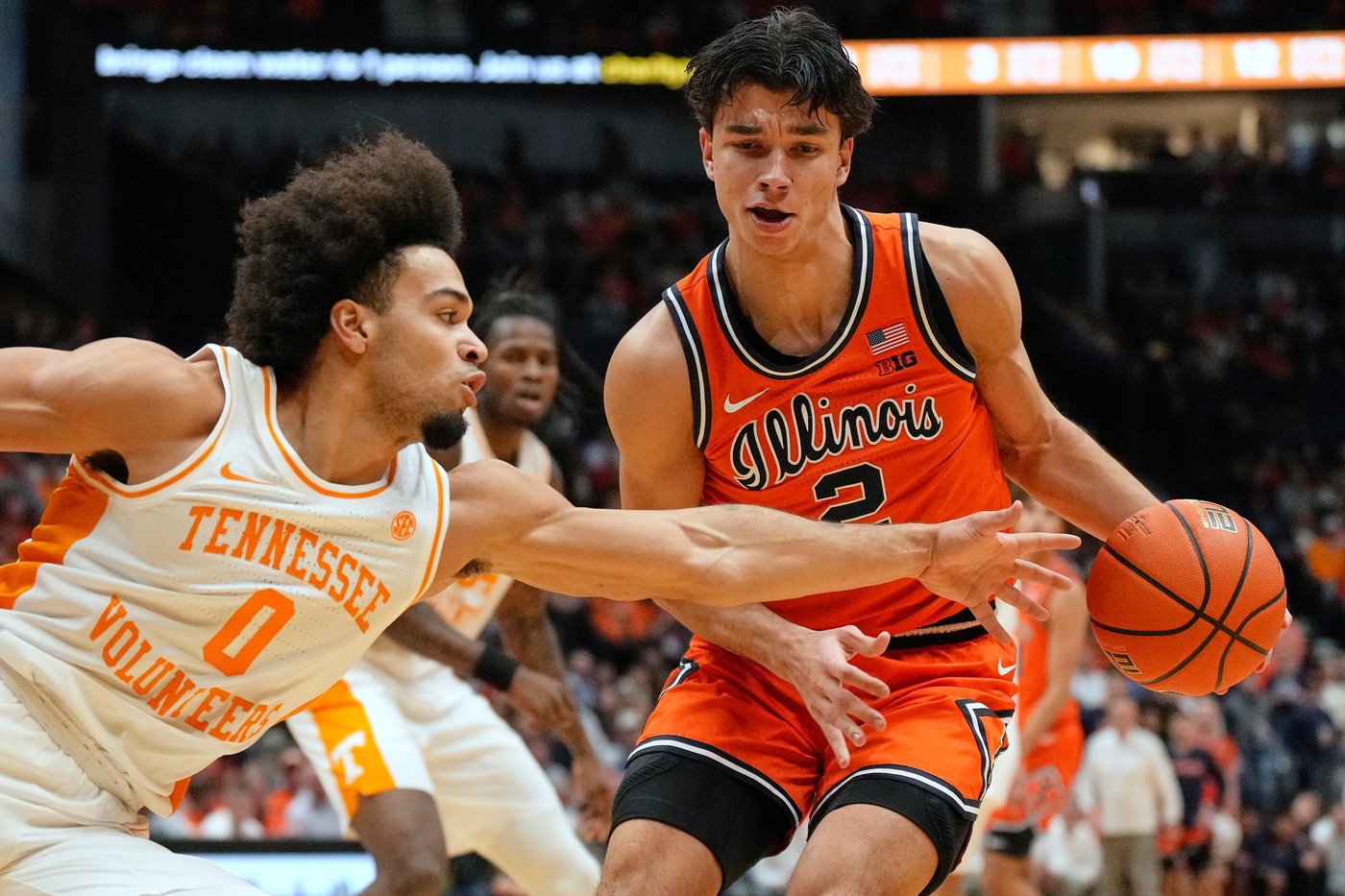 No. 14 Illinois beats No. 13 Tennessee 75-62 in Music City Madness | iNFOnews.ca No. 14 Illinois beats No. 13 Tennessee 75-62 in Music City Madness | iNFOnews.ca