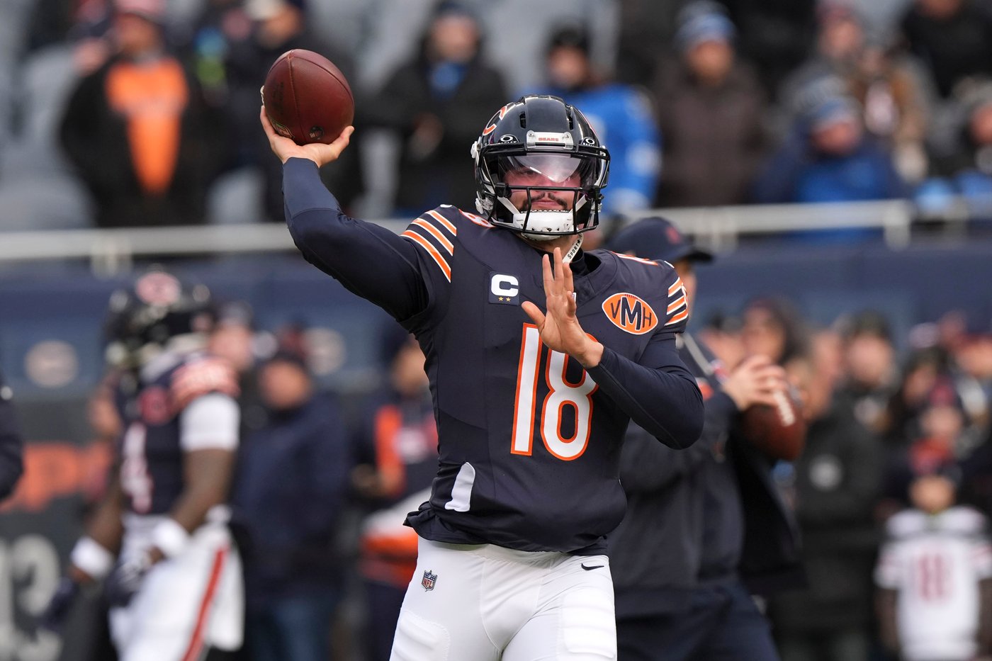Caleb Williams breaks Bears single-season passing record in loss to Lions | iNFOnews.ca