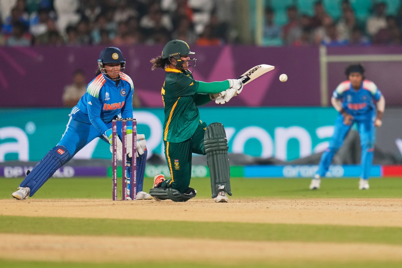 De Klerk’s 84 not out stuns India as South Africa wins by 3 wickets at Women’s Cricket World Cup | iNFOnews.ca De Klerk’s 84 not out stuns India as South Africa wins by 3 wickets at Women’s Cricket World Cup | iNFOnews.ca