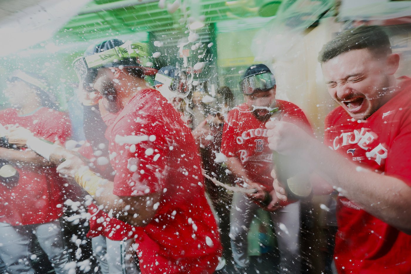 Red Sox rally from a 3-run deficit to walk off the Tigers and secure a playoff spot | iNFOnews.ca