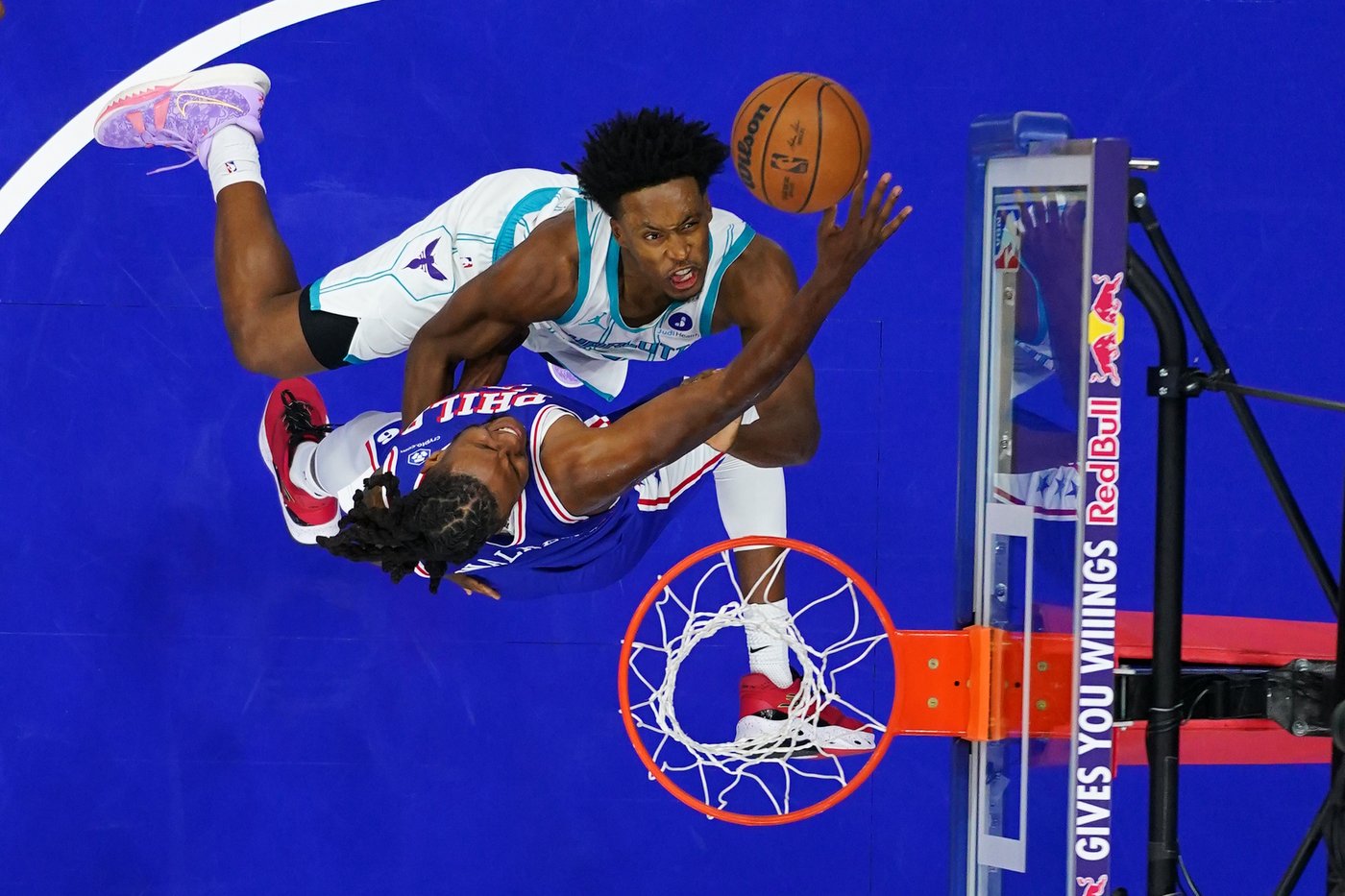 Quentin Grimes' clutch 3-pointer lifts 76ers to 125-121 win over Hornets in home opener | iNFOnews.ca Quentin Grimes' clutch 3-pointer lifts 76ers to 125-121 win over Hornets in home opener | iNFOnews.ca