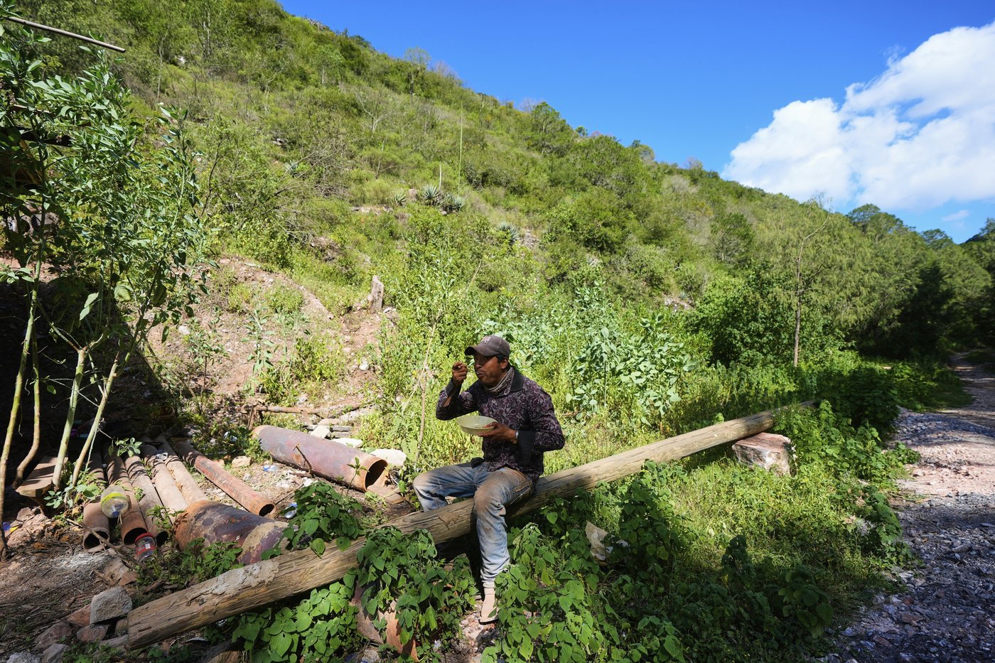 Illegal gold mining is fueling a 'mercury boom' in Mexico, poisoning people and the environment | iNFOnews.ca