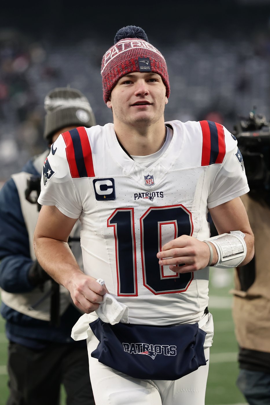 Patriots' Drake Maye makes another strong case for MVP with a dominant performance in win over Jets | iNFOnews.ca