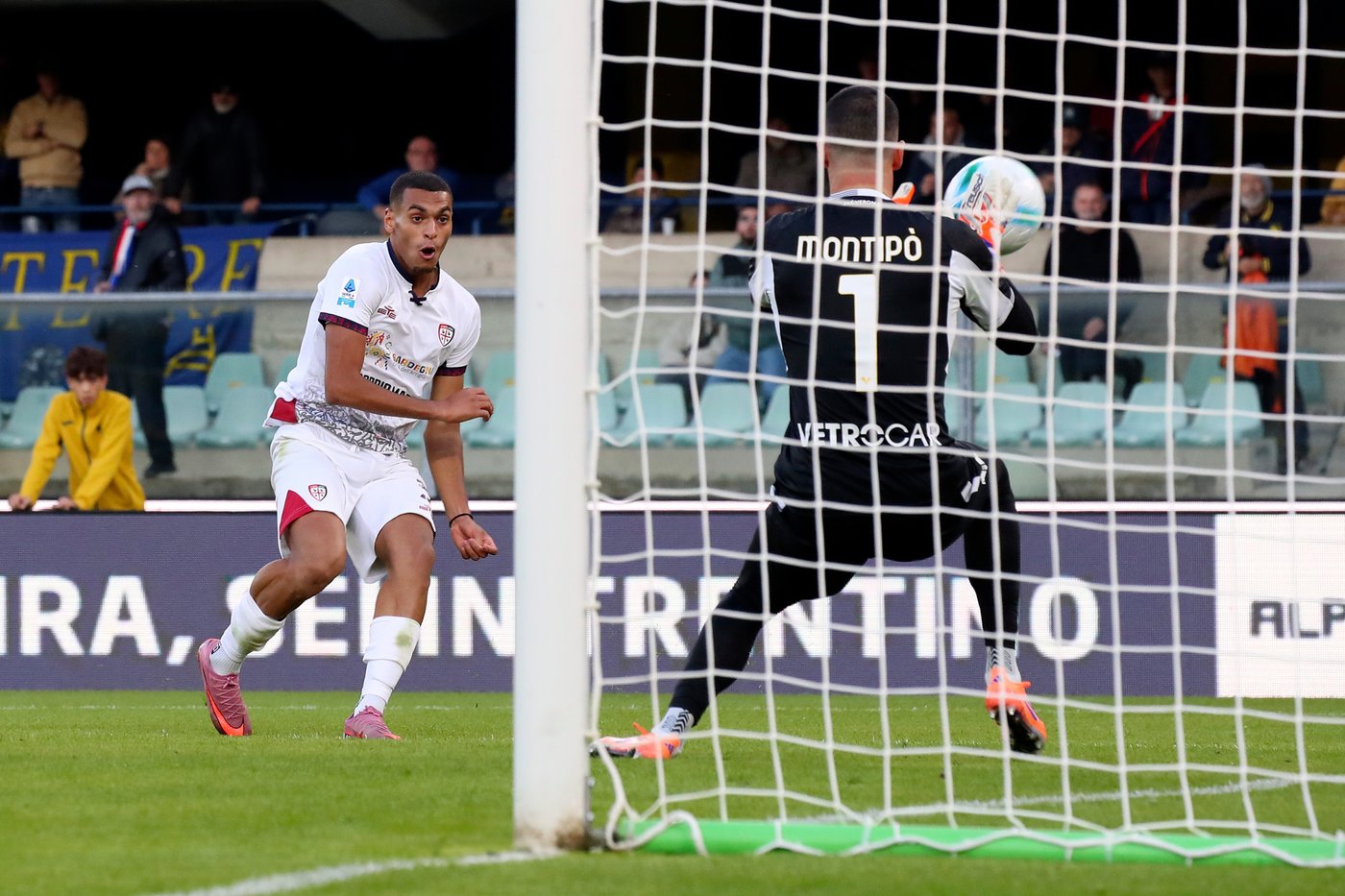 Dybala scores his 1st league goal since February to help lift Roma to Serie A summit | iNFOnews.ca Dybala scores his 1st league goal since February to help lift Roma to Serie A summit | iNFOnews.ca