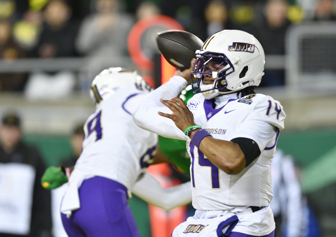 James Madison puts up valiant fight, but Group of Five teams still have much to prove in CFP | iNFOnews.ca