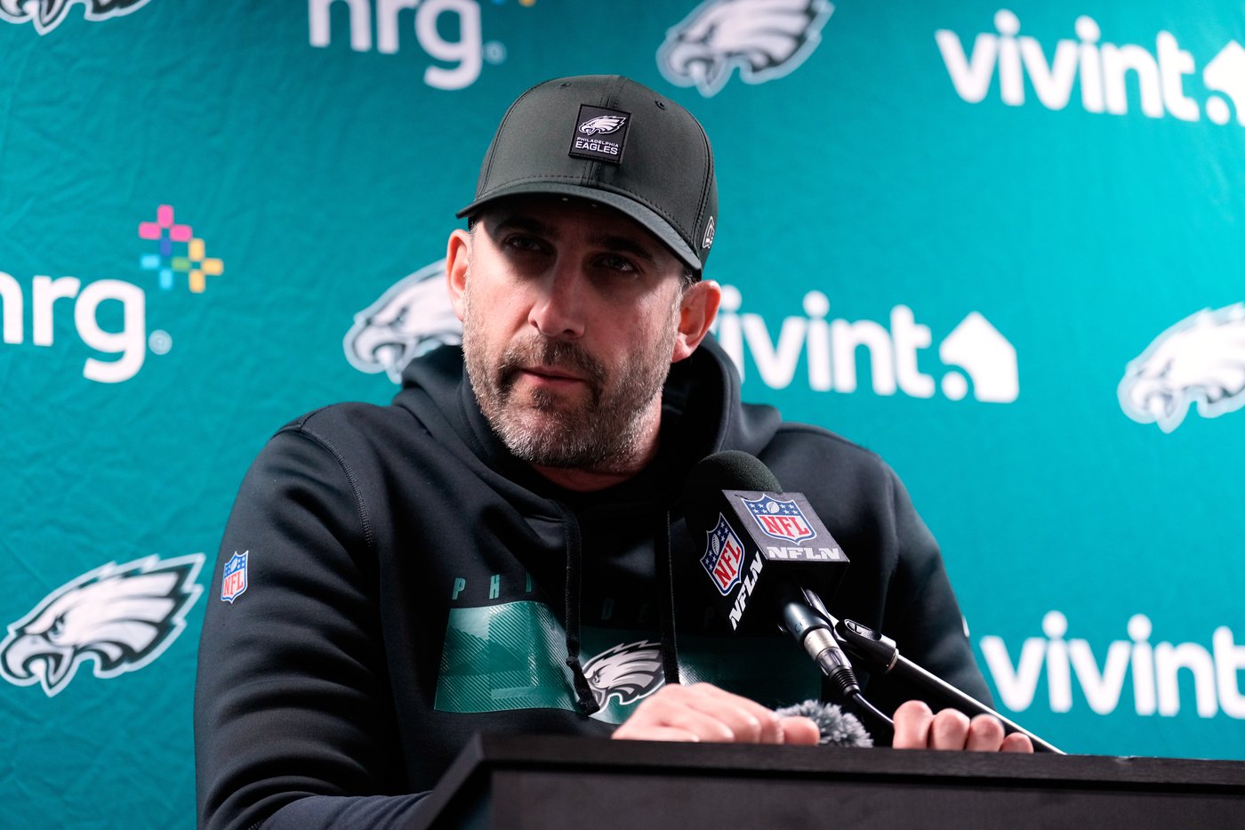 Lane Johnson and Saquon Barkley wonder what's wrong with the Eagles' offense after latest loss | iNFOnews.ca Lane Johnson and Saquon Barkley wonder what's wrong with the Eagles' offense after latest loss | iNFOnews.ca