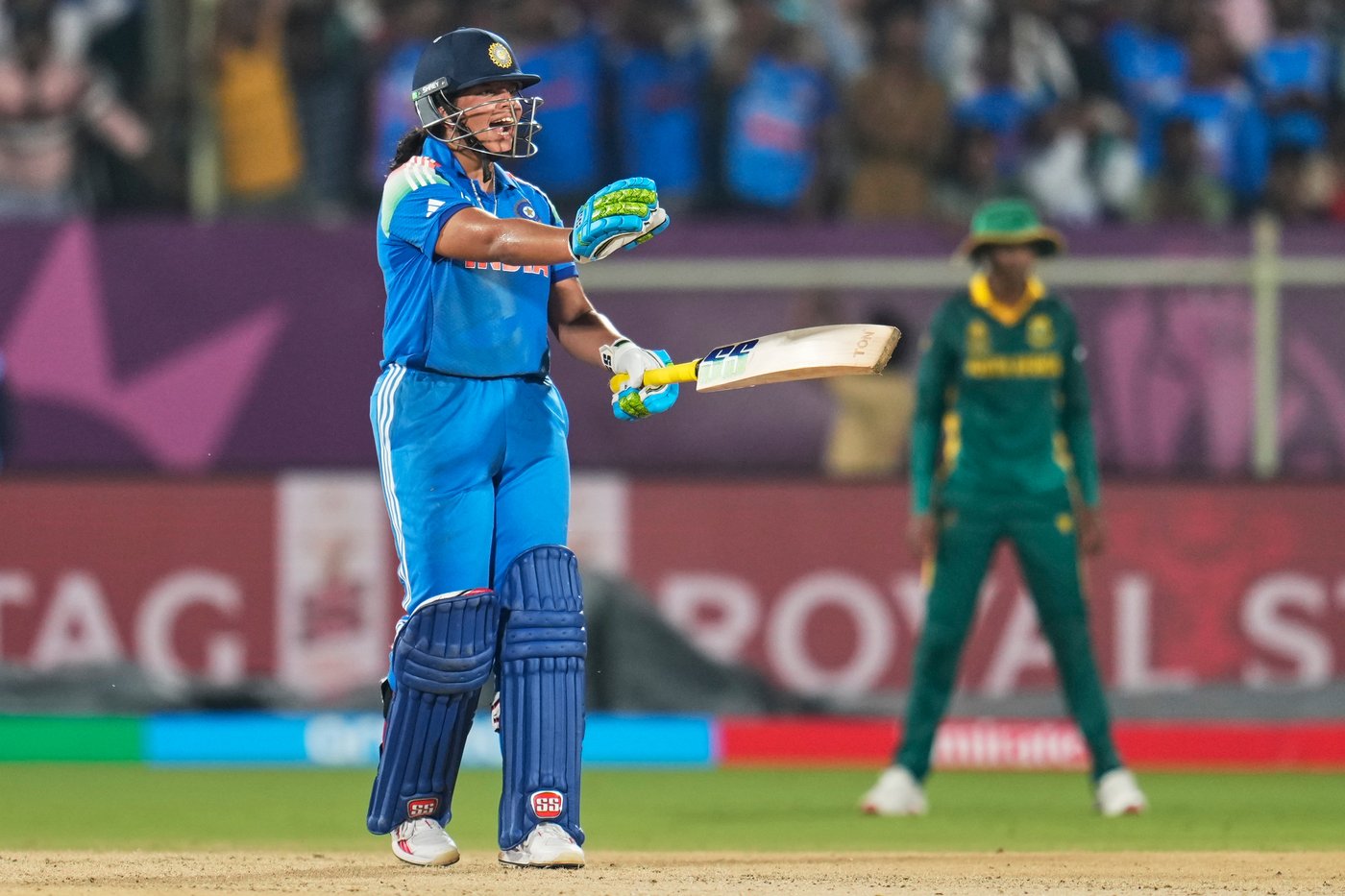 De Klerk’s 84 not out stuns India as South Africa wins by 3 wickets at Women’s Cricket World Cup | iNFOnews.ca De Klerk’s 84 not out stuns India as South Africa wins by 3 wickets at Women’s Cricket World Cup | iNFOnews.ca