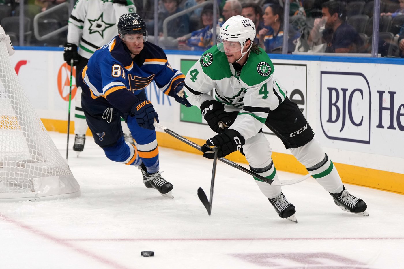 Kyrou, Snuggerud score to back Binnington in the Blues' 3-1 victory over the Stars | iNFOnews.ca Kyrou, Snuggerud score to back Binnington in the Blues' 3-1 victory over the Stars | iNFOnews.ca
