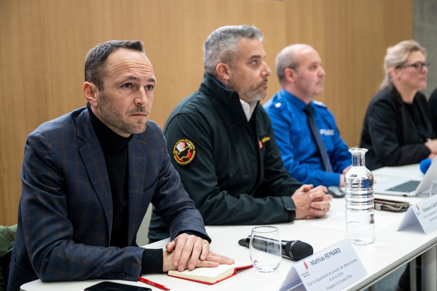Fire at Swiss Alpine resort bar during New Year's celebration leaves dozens feared dead, 100 injured | iNFOnews.ca Fire at Swiss Alpine resort bar during New Year's celebration leaves dozens feared dead, 100 injured | iNFOnews.ca